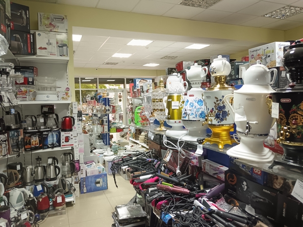 
  Продается торговая площадь, 102 м², Интернациональная ул, д. 7
. Фото 1.