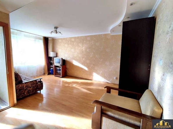 
  Продается 1-комн. квартира, 32.9 м², 40 лет Октября ул
. Фото 3.