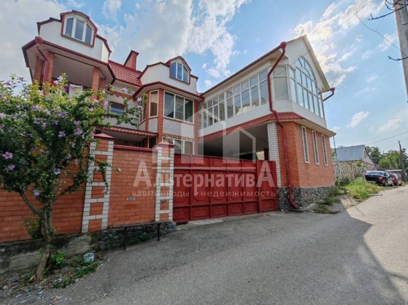 
  Продается дом 670 м². Фото 1.