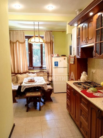 
  Продается 1-комн. квартира, 42 м², Александра Солженицына ул
. Фото 6.