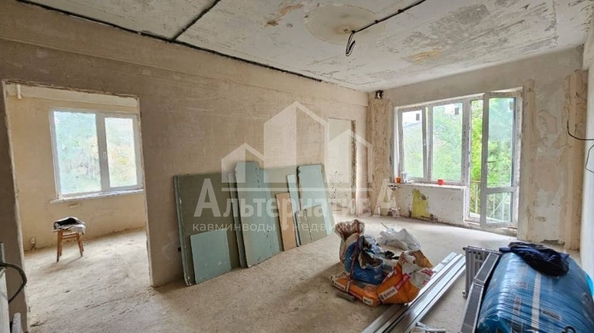 
  Продается 3-комн. квартира, 58 м², Андрея Губина ул
. Фото 2.