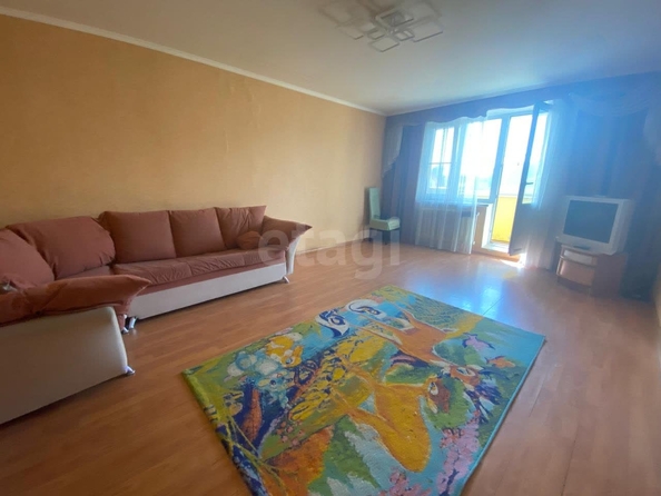 
  Сдается 2-комн. квартира, 75 м², Макарова пер, д. 10/1
. Фото 1.