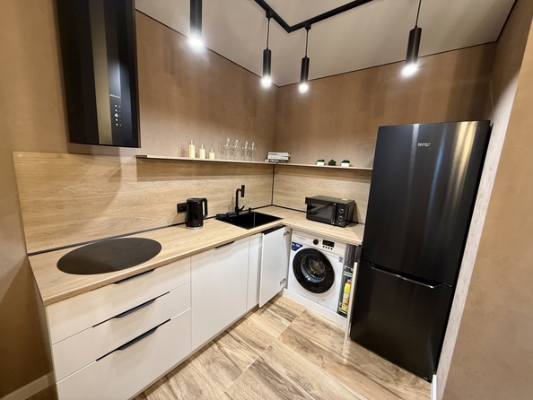 
  Продается 2-комн. квартира, 65 м², Бунимовича ул, д. 1
. Фото 6.