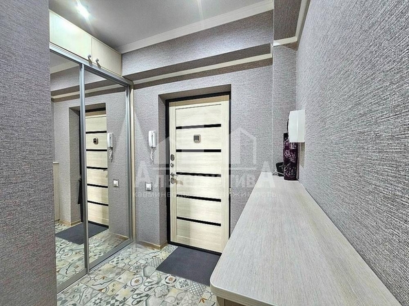 
  Продается 1-комн. квартира, 41.9 м², Островского ул
. Фото 4.