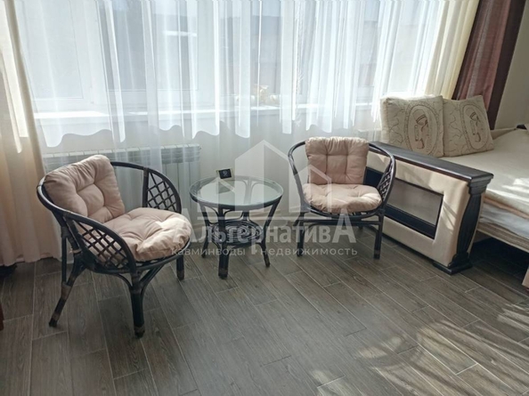 
  Продается 1-комн. квартира, 56 м², Кирова ул
. Фото 4.
