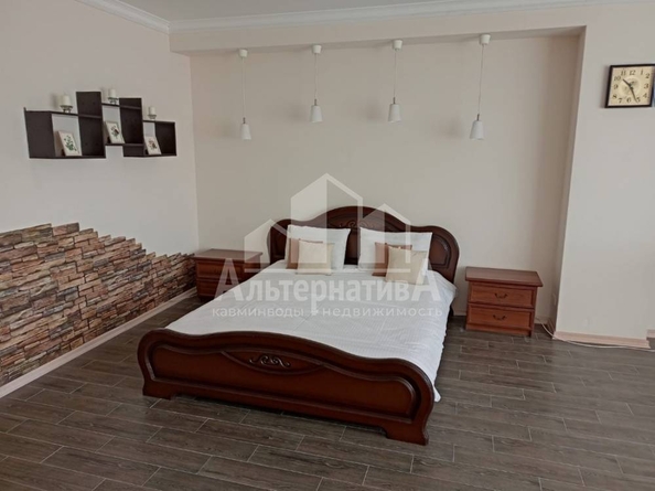
  Продается 1-комн. квартира, 56 м², Кирова ул
. Фото 5.
