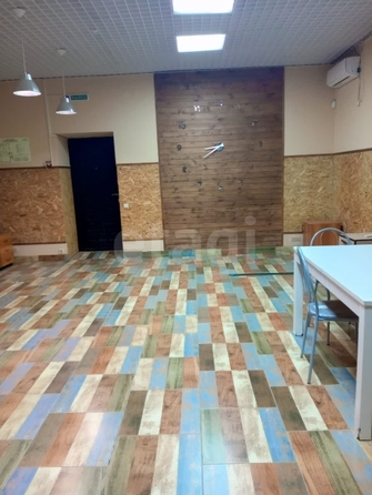
  Продается универсальное помещение, 114 м², Пригородная ул, д. 251ак1
. Фото 2.