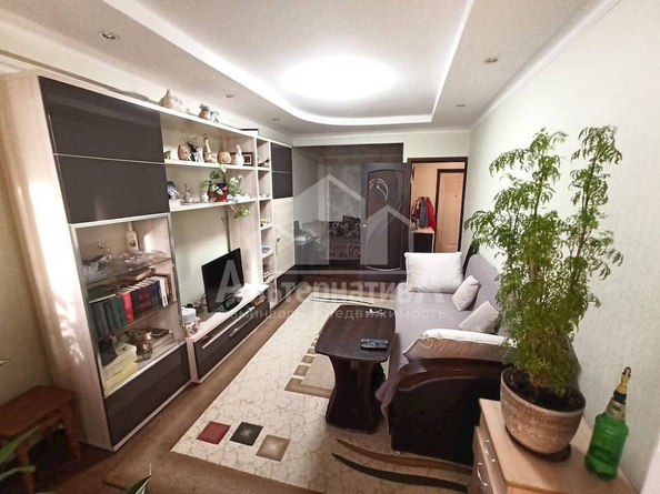 
  Продается 1-комн. квартира, 38 м², Чайковского ул
. Фото 2.