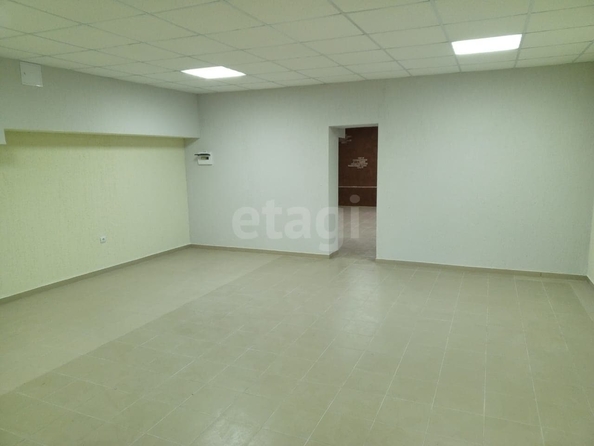 
  Продается универсальное помещение, 72 м², Пригородная ул, д. 251ак2
. Фото 2.