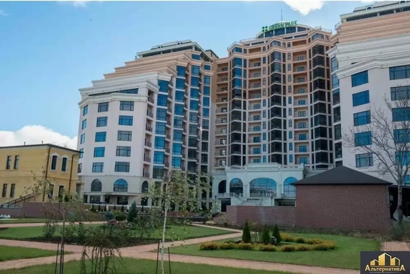 
  Продается 2-комн. квартира 66 м². Фото 1.
