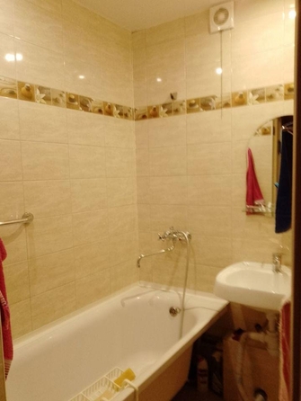 
  Продается 3-комн. квартира, 66.7 м², Долина Роз ул, д. 8
. Фото 10.