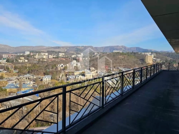 
  Продается 4-комн. квартира 220.4 м². Фото 9.