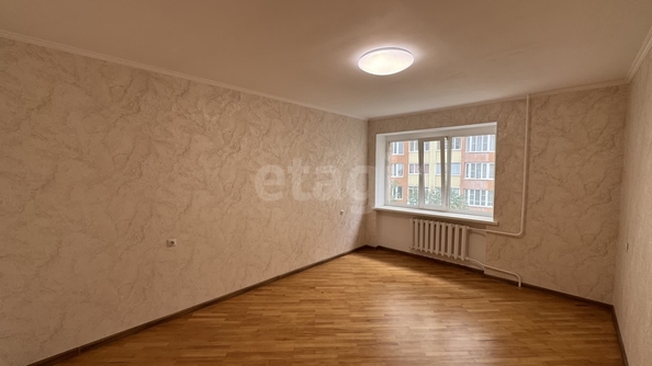 
  Продается 2-комн. квартира, 77 м², Пирогова ул, д. 70
. Фото 1.