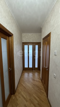 
  Продается 2-комн. квартира, 77 м², Пирогова ул, д. 70
. Фото 7.