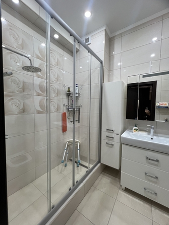 
  Продается 2-комн. квартира, 79.6 м², Очаровательная ул, д. 3
. Фото 10.