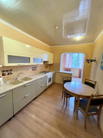 
  Продается 3-комн. квартира, 77 м², Оранжерейная ул, д. 9
. Фото 3.