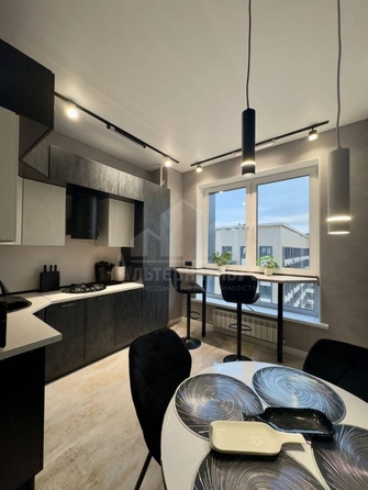 
  Продается 1-комн. квартира, 36 м², Катыхина ул
. Фото 2.