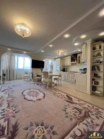
  Продается 3-комн. квартира, 82 м², Осипенко ул
. Фото 4.