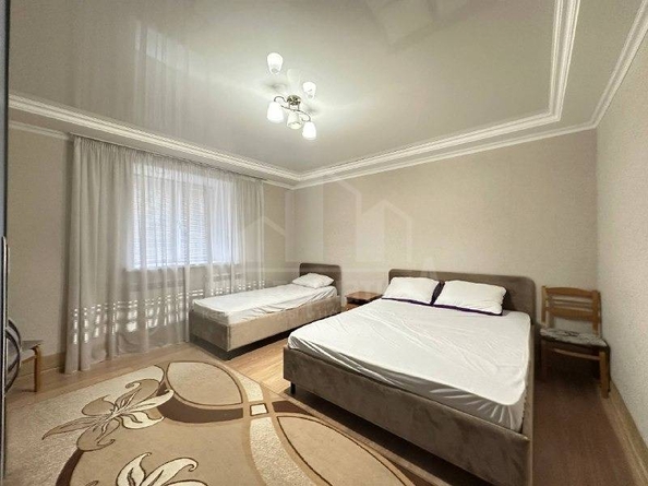 
  Продается 2-комн. квартира 57 м². Фото 1.