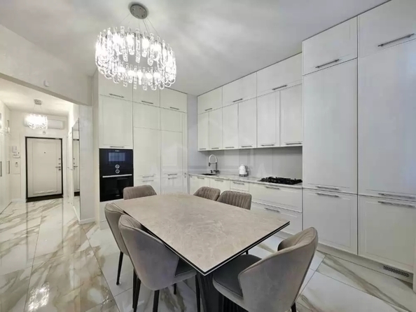 
  Продается 2-комн. квартира 84 м². Фото 2.