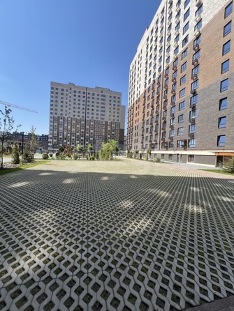 
  Продается 1-комн. квартира, 35 м², Николая Голодникова ул, д. 7к1
. Фото 1.