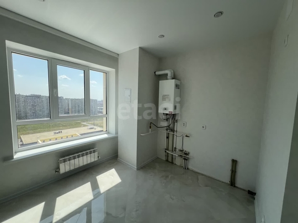 
  Продается 1-комн. квартира, 35 м², Николая Голодникова ул, д. 7к1
. Фото 3.