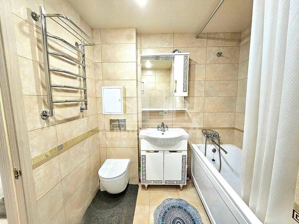 
  Продается 2-комн. квартира, 42 м², Андрея Губина ул
. Фото 9.