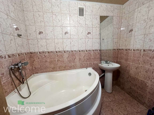 
  Продается 2-комн. квартира, 70.1 м², Чехова ул, д. 49
. Фото 1.