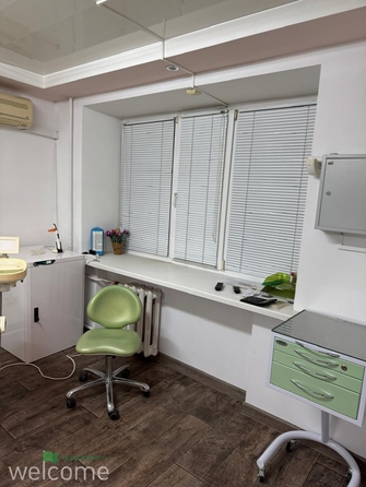 
  Продается универсальное помещение, 48 м², 50 лет ВЛКСМ ул, д. 50/2
. Фото 5.