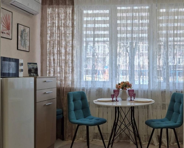 
  Продается 1-комн. квартира, 29 м², Юлиуса Фучика ул
. Фото 6.