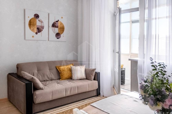 
  Продается 1-комн. квартира, 50 м², Октябрьская ул
. Фото 4.