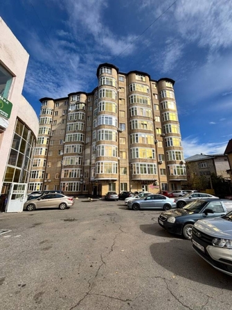 
  Продается 1-комн. квартира, 45 м², Красивая ул
. Фото 2.