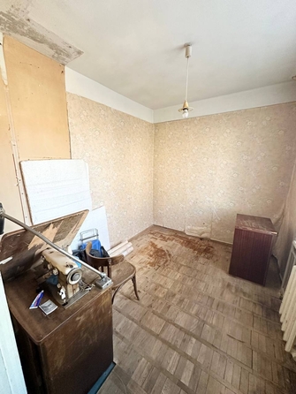 
  Продается 3-комн. квартира, 50 м², Юлиуса Фучика ул, д. 4
. Фото 3.