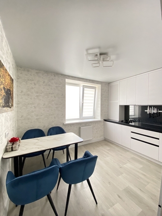 
  Продается 1-комн. квартира, 42 м², Булгакова ул, д. 23
. Фото 2.