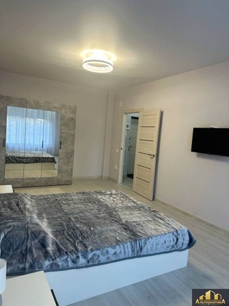 
  Сдается 1-комн. квартира, 45 м², Замковая ул
. Фото 4.