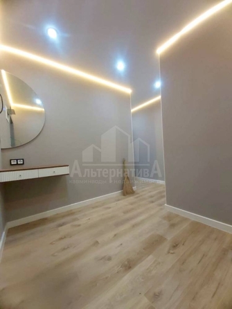 
  Продается 2-комн. квартира, 63 м², Шмидта ул
. Фото 7.