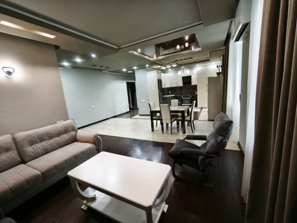 
  Продается 4-комн. квартира, 146 м², Орджоникидзе ул
. Фото 7.