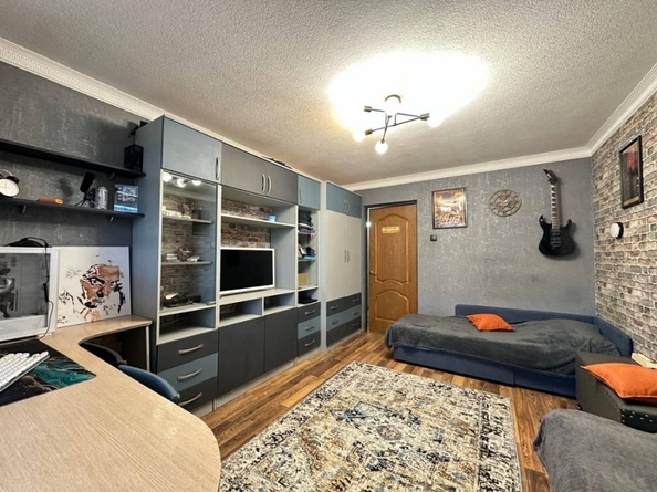
  Продается 3-комн. квартира 72.1 м². Фото 1.