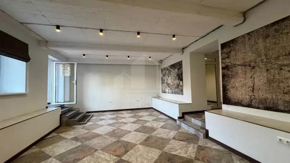 
  Продается универсальное помещение 68.3 м². Фото 6.