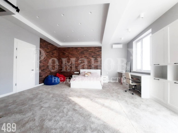 
  Продается 3-комн. квартира 215.7 м². Фото 10.