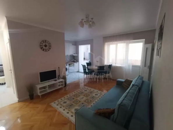 
  Продается 2-комн. квартира 62 м². Фото 1.