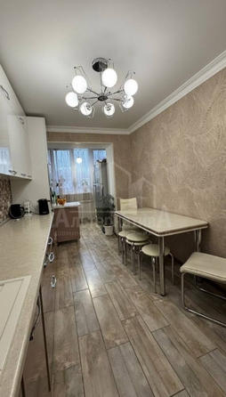 
  Продается 4-комн. квартира 98 м². Фото 1.