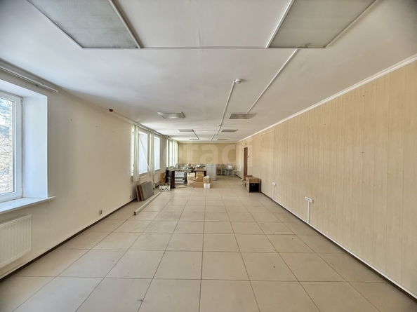 
  Продается универсальное помещение 558.9 м². Фото 11.