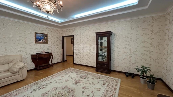 
   Продам 4-комнатную, 138 м², Партизанская ул, 2

. Фото 14.