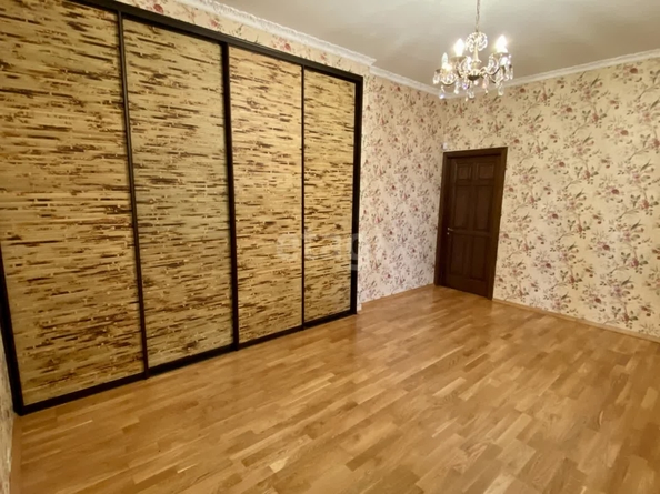 
   Продам 3-комнатную, 125 м², Партизанская ул, 2

. Фото 10.