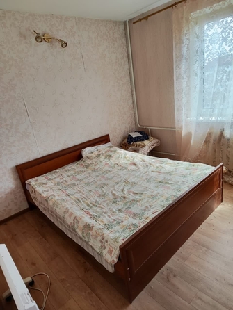 
   Продам 2-комнатную, 76.7 м², Макарова пер, 18/1

. Фото 2.