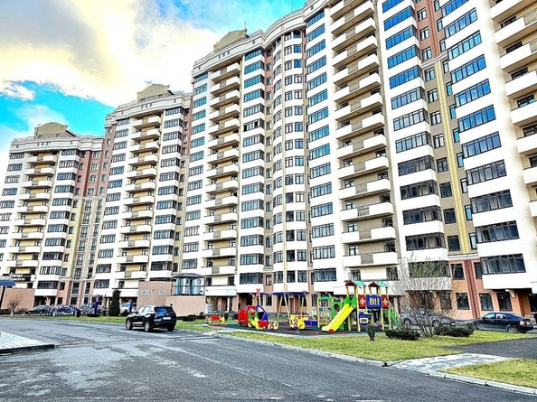 
  Продается 1-комн. квартира 66.5 м². Фото 1.