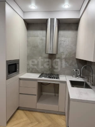 
  Сдается 1-комн. квартира 37 м². Фото 1.