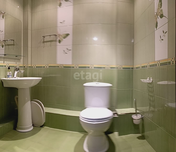 
  Сдается 3-комн. квартира 160 м². Фото 17.