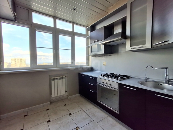 
  Сдается 3-комн. квартира 98 м². Фото 2.